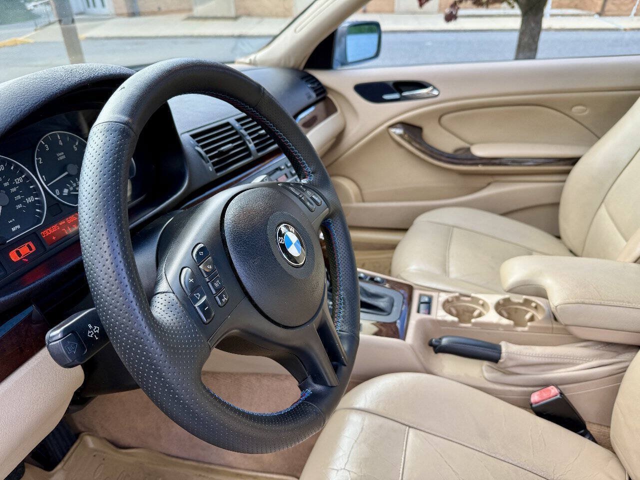 Used 2004 BMW 330Ci Coupe RWD image 13