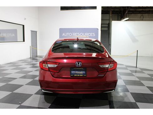 Used 2021 Honda Accord EX image 5