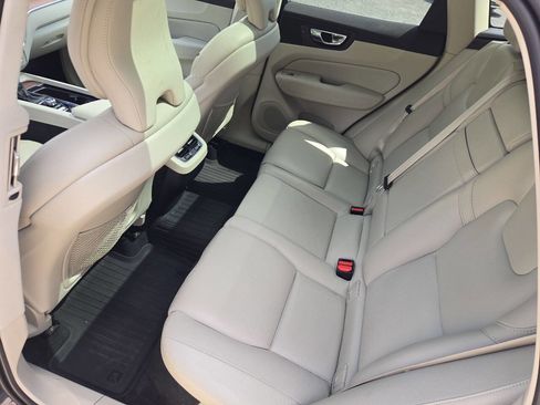 Used 2019 Volvo XC60 T5 Inscription w/ Protection Package Premier AWD/4WD image 20