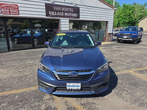 Used 2020 Subaru Legacy Premium AWD/4WD image 2