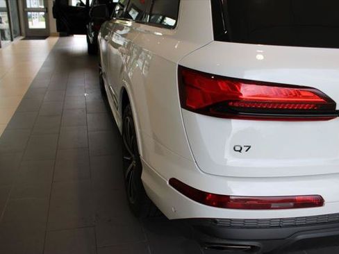 Certified 2025 Audi Q7 2.0T Premium Plus AWD/4WD image 52