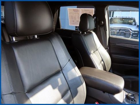 Certified 2019 Jeep Grand Cherokee Limited image 9