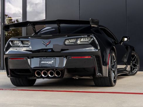 Used 2019 Chevrolet Corvette ZR1 w/ ZTK Track Performance Package RWD image 8