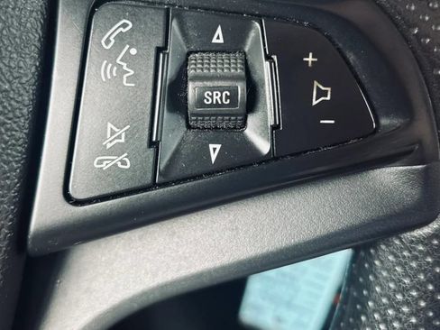 Used 2020 Chevrolet Trax LS FWD image 11