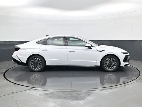 New 2026 Hyundai Sonata Limited image 4