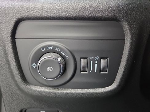 New 2026 Jeep Grand Cherokee L Limited image 33