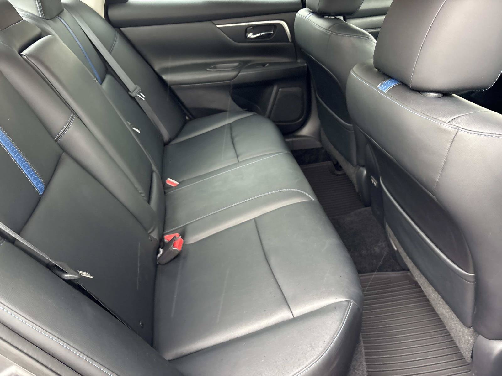 Used 2018 Nissan Altima 2.5 SR w/ SR Midnight Edition FWD image 33