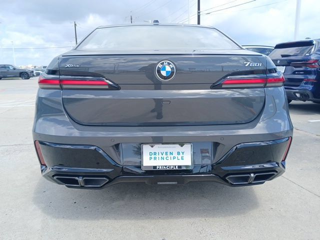New 2026 BMW 760i xDrive w/ Executive Package AWD/4WD image 8
