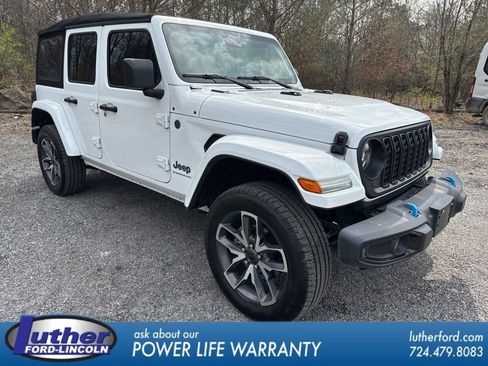 Used 2024 Jeep Wrangler Unlimited w/ Convenience Group AWD/4WD image 1
