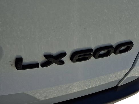 Used 2025 Lexus LX 600 4WD w/ Accessory Package (2T) image 31