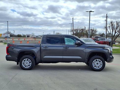 Used 2022 Toyota Tundra SR5 w/ TRD Off-Road Premium Package image 2