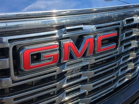 Used 2024 GMC Sierra 1500 Denali image 35
