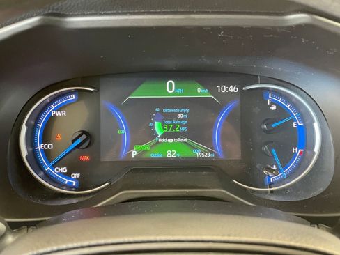 Used 2025 Toyota RAV4 LE image 39