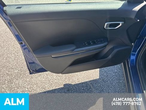 Used 2025 Kia K4 FWD image 11