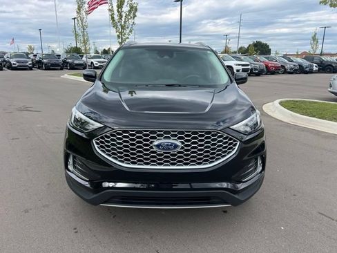 Used 2024 Ford Edge SEL w/ Convenience Package AWD/4WD image 2