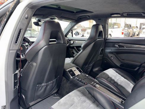 Used 2015 Porsche Panamera GTS image 58