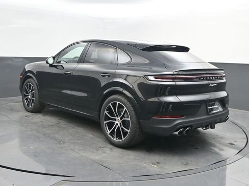 New 2026 Porsche Cayenne Coupe AWD/4WD image 3