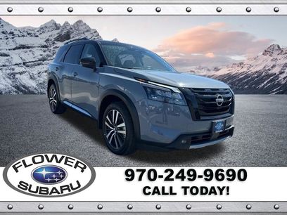Used 2025 Nissan Pathfinder Platinum w/ Black Appearance Package