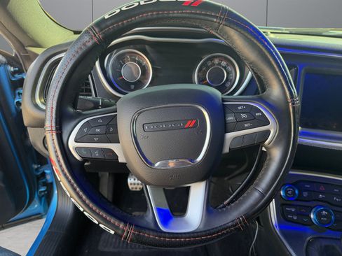 Used 2015 Dodge Challenger R/T Plus RWD image 11