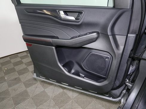 Used 2023 Ford Escape ST-Line w/ Tech Pack #1 image 38