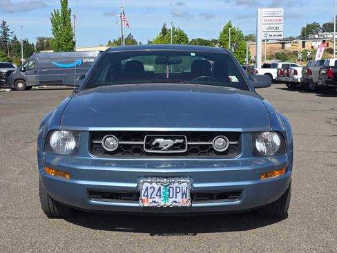 Used 2007 Ford Mustang Premium RWD image 5