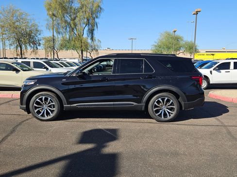 New 2025 Ford Explorer ST-Line image 6