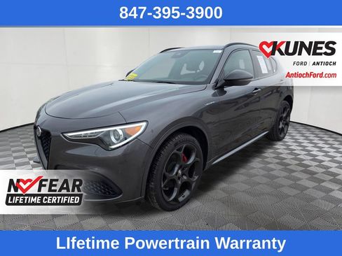 Used 2023 Alfa Romeo Stelvio Veloce AWD/4WD image 3