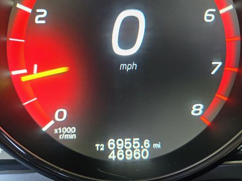 Used 2015 Volvo V60 T5 Premier image 17