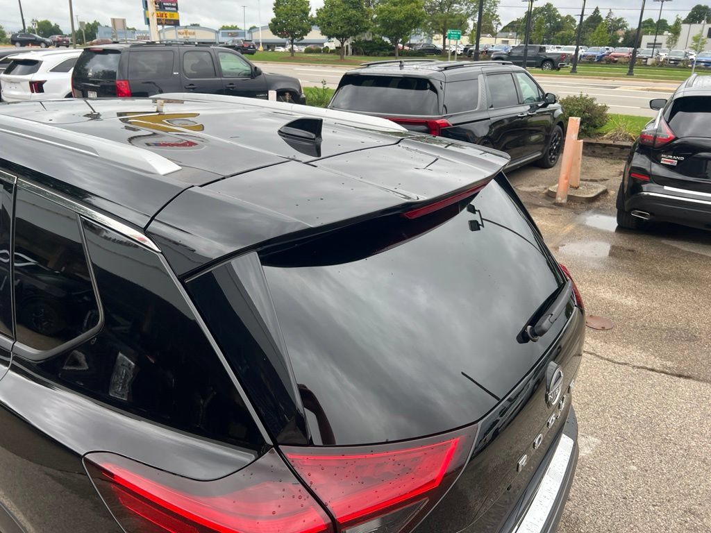 Certified 2023 Nissan Rogue SL AWD/4WD image 39