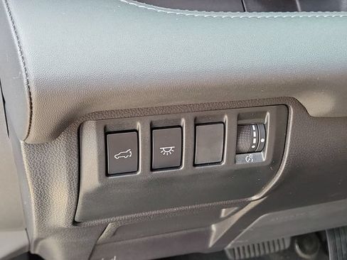 Used 2026 Subaru Ascent Touring AWD/4WD image 9