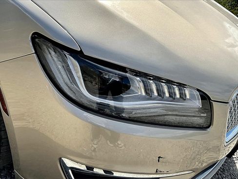 Used 2017 Lincoln MKZ Premiere image 24