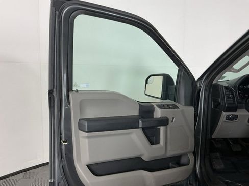 Used 2016 Ford F150 XL w/ Equipment Group 101A Mid image 10