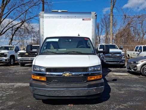 New 2024 Chevrolet Express 3500 w/ Power Convenience Package image 2