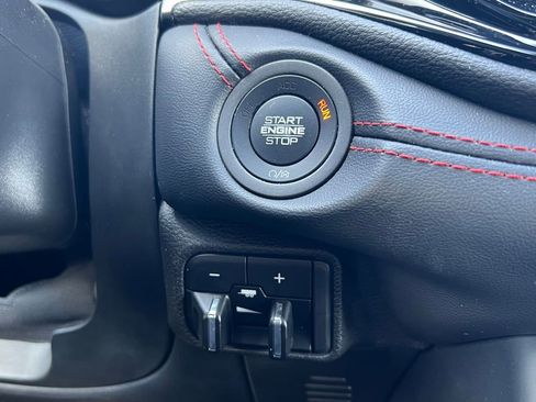 Used 2023 Dodge Durango GT image 24