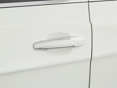 Used 2018 Bentley Bentayga AWD/4WD image 54