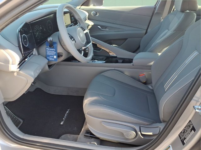 New 2026 Hyundai Elantra SEL FWD image 14