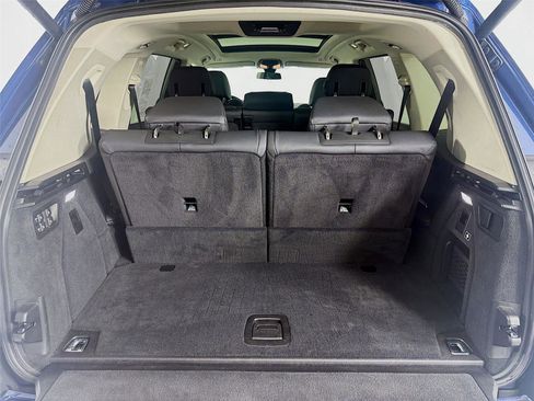 Used 2021 BMW X7 xDrive40i w/ Premium Package image 23