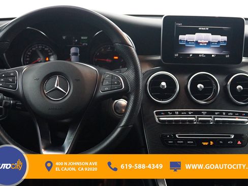 Used 2019 Mercedes-Benz GLC 350e 4MATIC image 5