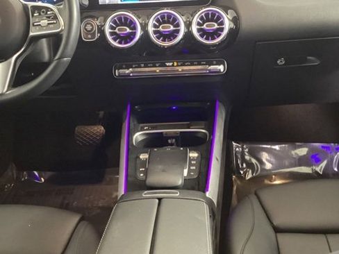 Used 2021 Mercedes-Benz GLA 250 GLA 250 image 18