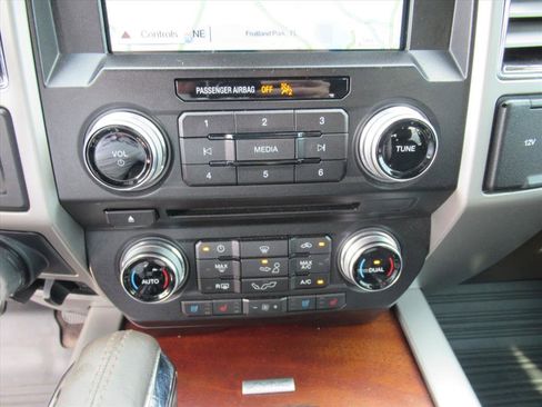 Used 2017 Ford F150 King Ranch w/ Equipment Group 601A Luxury image 30