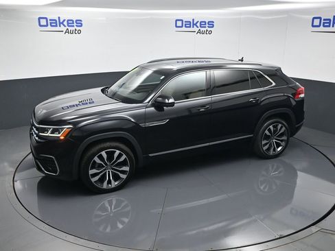 Used 2022 Volkswagen Atlas Cross Sport SEL Premium R-Line AWD/4WD image 52