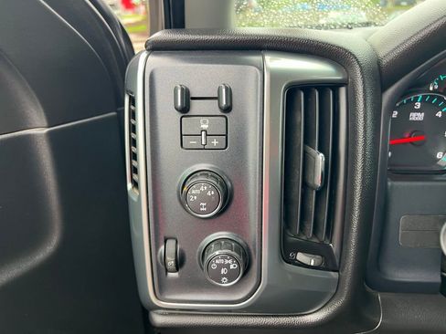 Used 2016 Chevrolet Silverado 1500 LT w/ All Star Edition AWD/4WD image 41