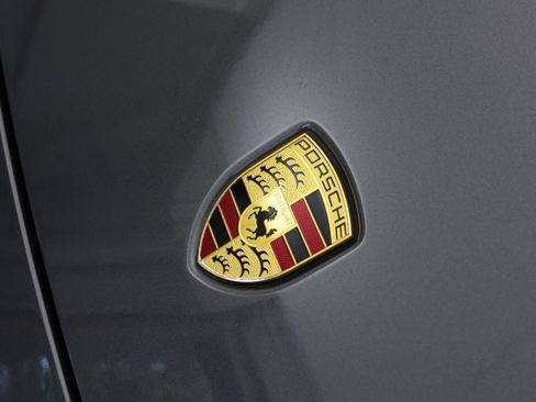 Used 2021 Porsche 911 Carrera RWD image 12