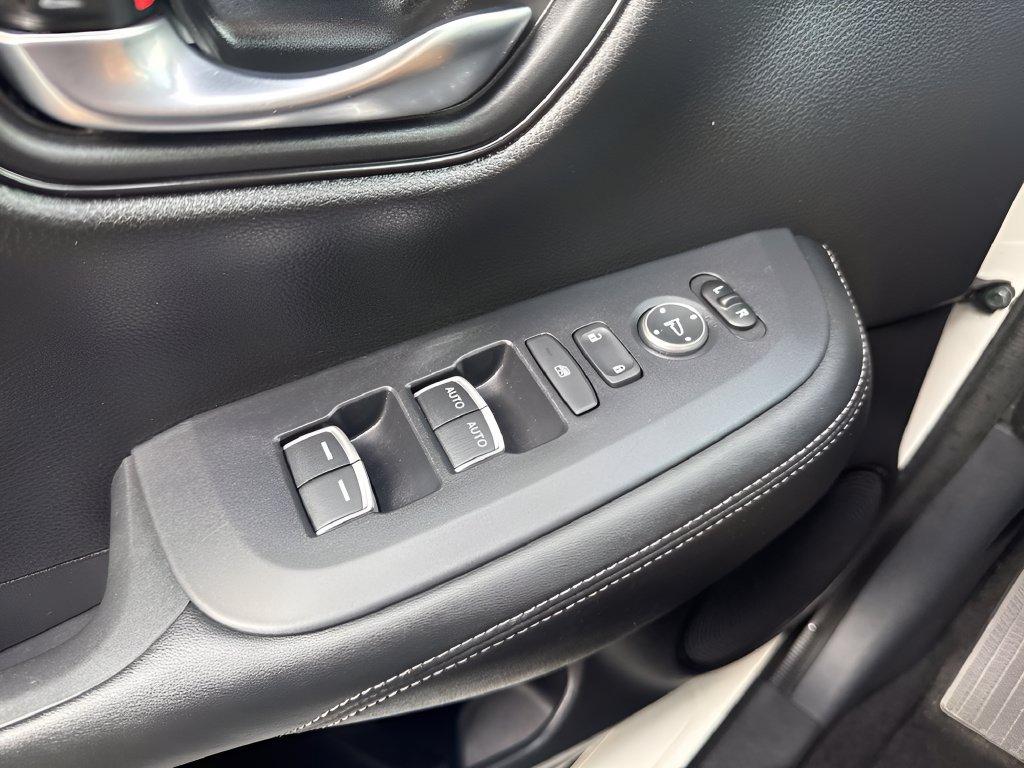Certified 2024 Honda HR-V EX-L image 25