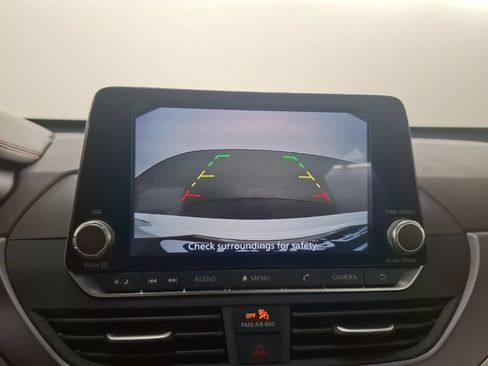 Used 2025 Nissan Altima 2.5 SR FWD image 24