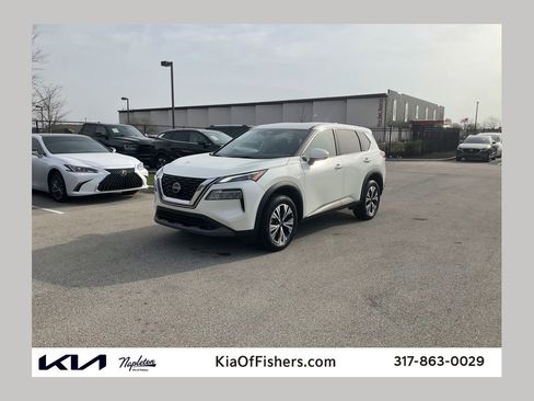 Used 2023 Nissan Rogue SV FWD image 1