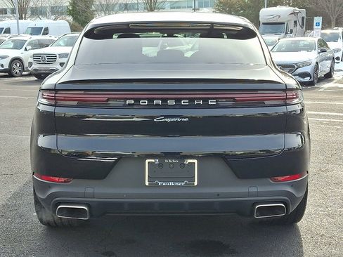 Used 2024 Porsche Cayenne Coupe image 5