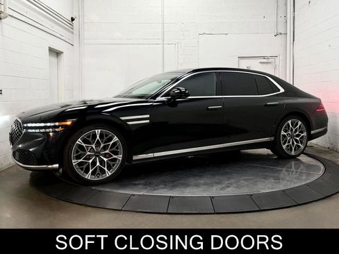 Used 2023 Genesis G90 3.5T AWD/4WD image 4