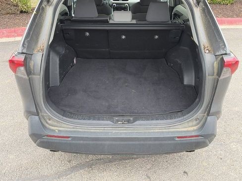 Used 2021 Toyota RAV4 XLE image 6