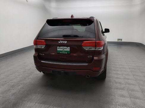 Used 2017 Jeep Grand Cherokee Overland w/ Jeep Active Safety Group AWD/4WD image 7